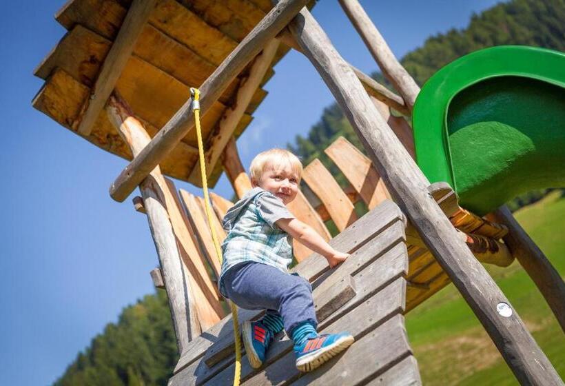 Отель Tolderhof