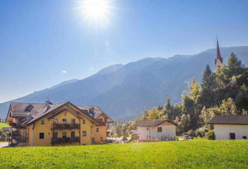 Отель Tolderhof