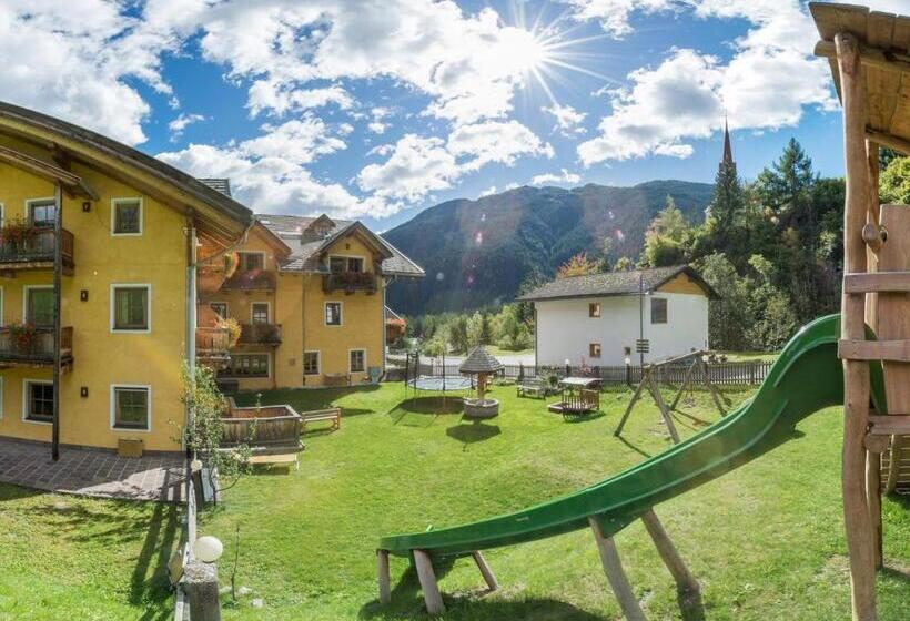 Отель Tolderhof