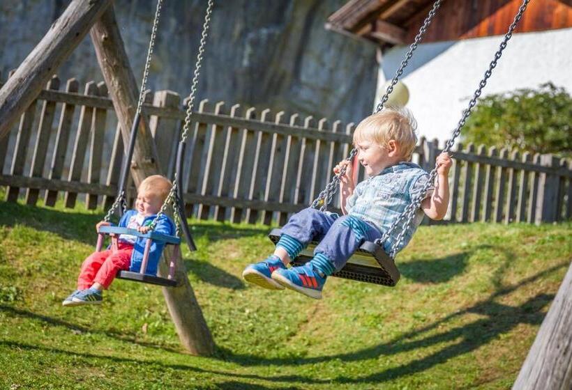 Отель Tolderhof