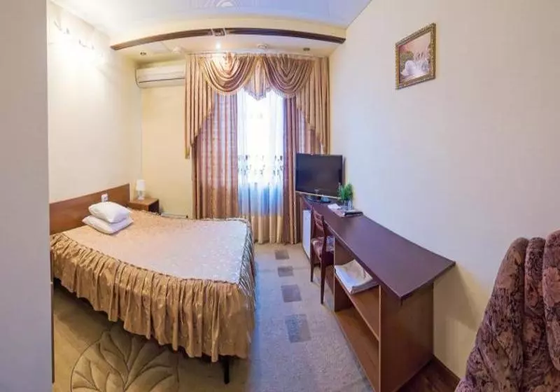 Otel Absolyut
