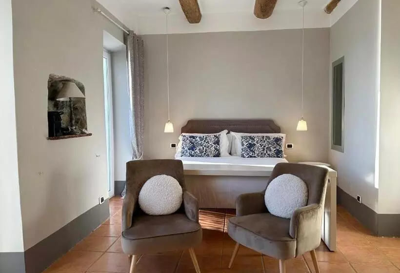 ホテル Borgo Vistalago