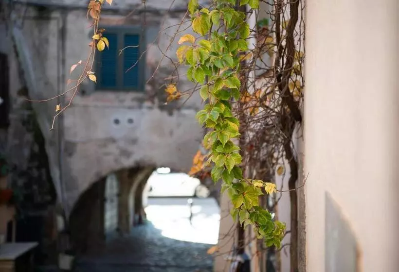 ホテル Borgo Vistalago