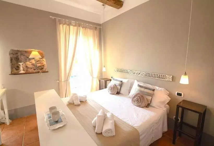 ホテル Borgo Vistalago