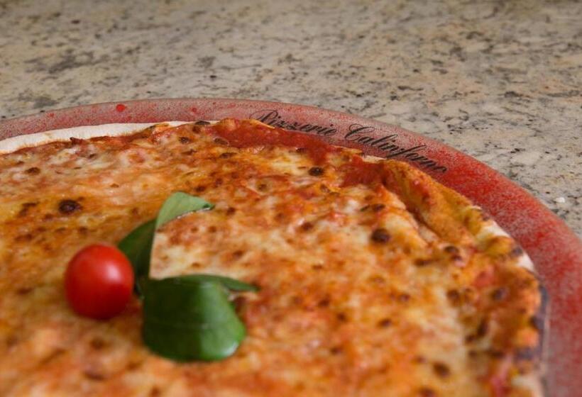 ホテル Calinferno