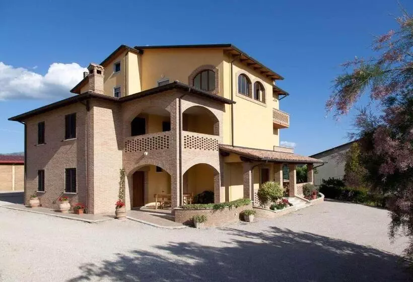 ホテル Casale Ulivi