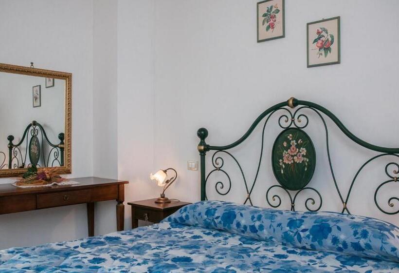 فندق Casale Ulivi