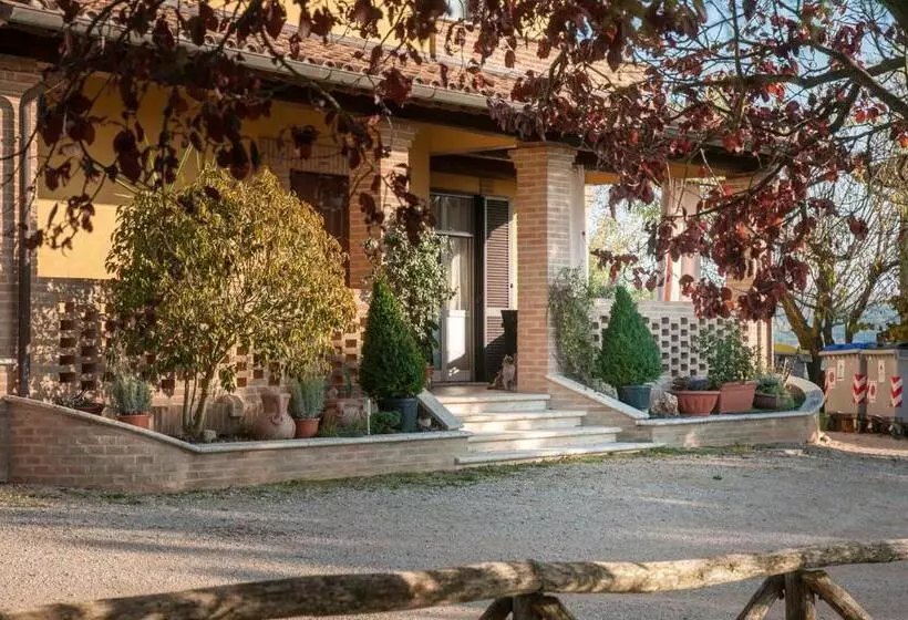 ホテル Casale Ulivi