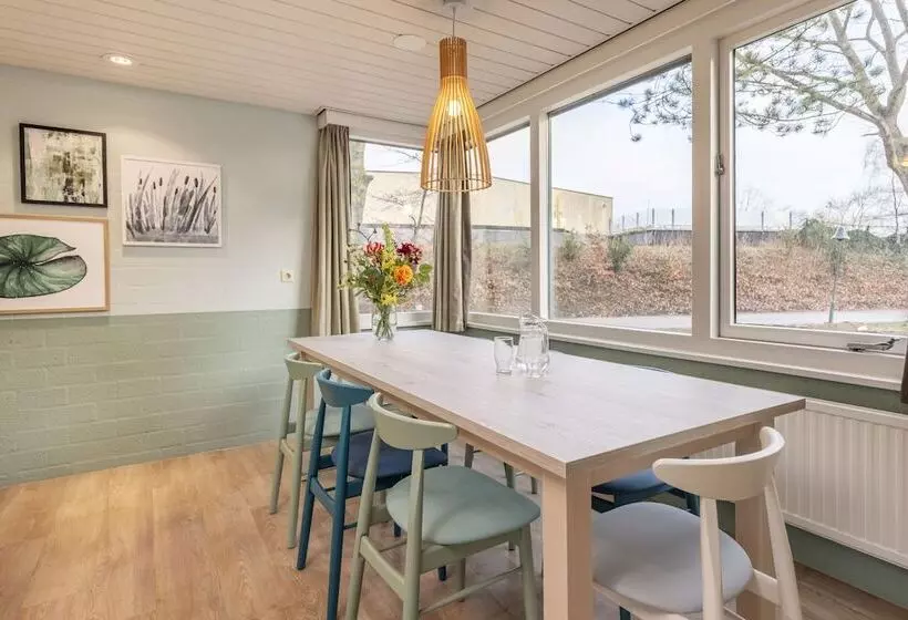 ホテル Center Parcs De Kempervennen Eindhoven