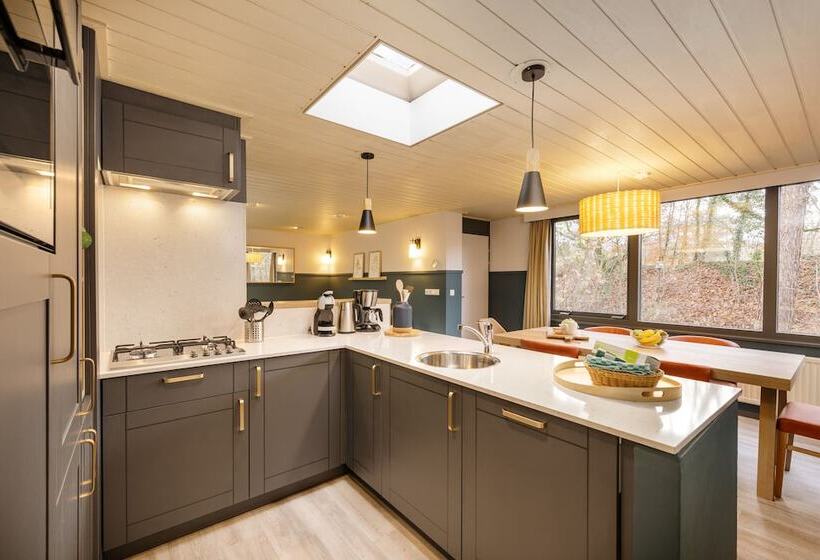 ホテル Center Parcs De Kempervennen Eindhoven