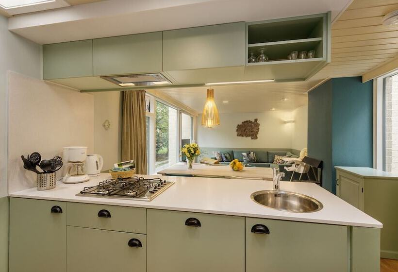 ホテル Center Parcs De Kempervennen Eindhoven