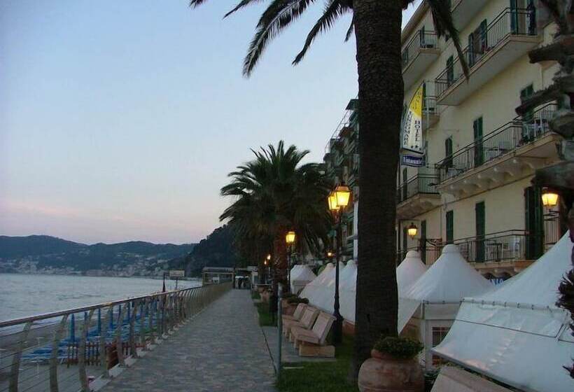 호텔 Danio Lungomare