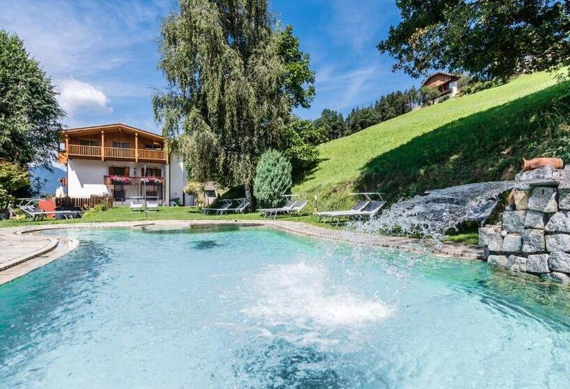 בית מלון כפרי Fernblick