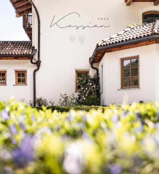 호텔 Kassian