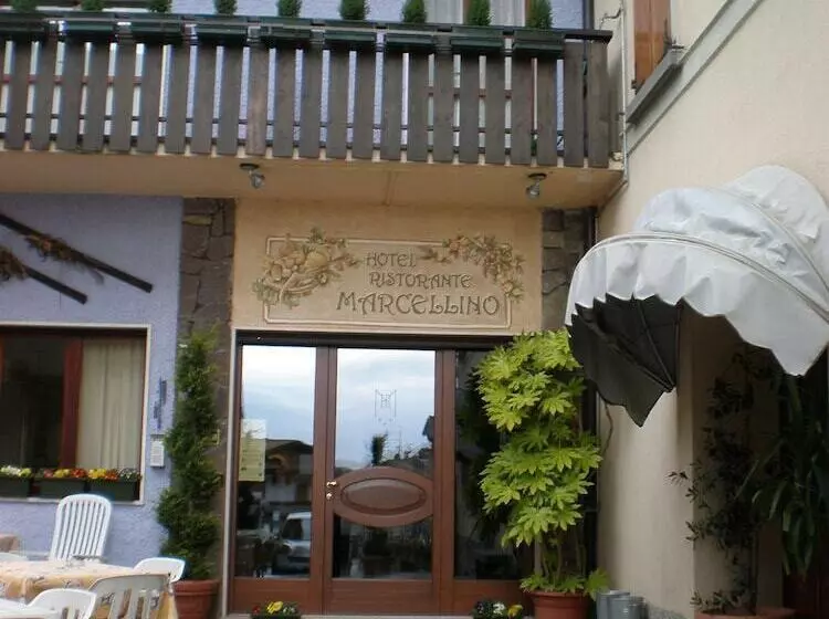 ホテル Marcellino