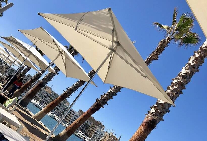 בית מלון כפרי Ortigiaseaview Bed & Breakfast