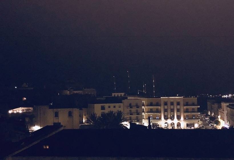 בית מלון כפרי Ortigiaseaview Bed & Breakfast