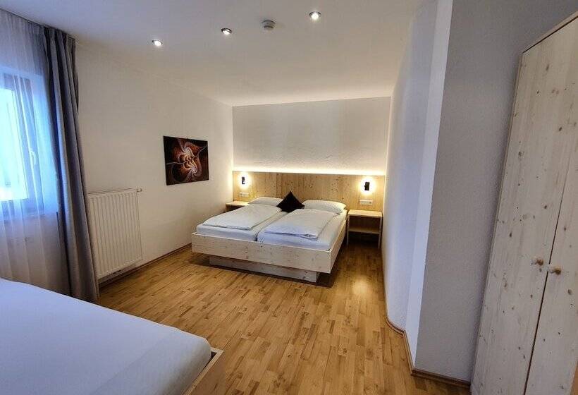 בית מלון כפרי Residence Klementhof