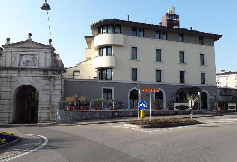 호텔 Rivalta Life Style