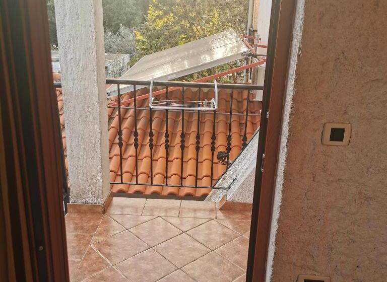 בית מלון כפרי Rooms Milan 1370