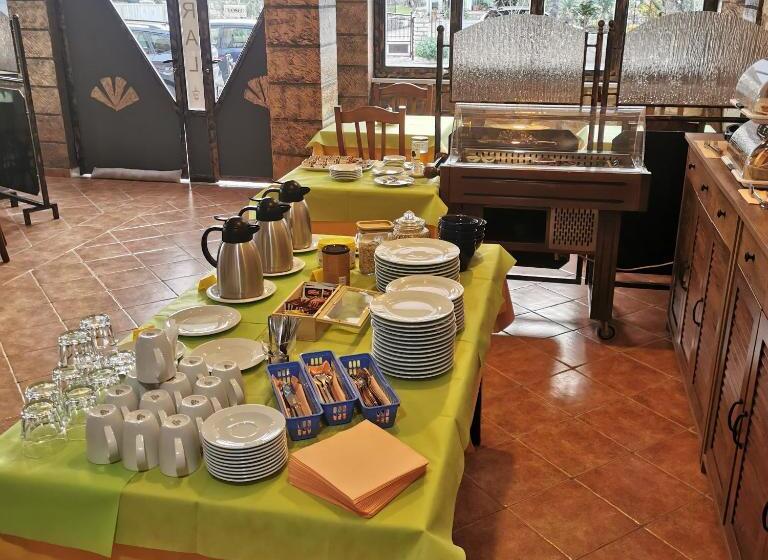 בית מלון כפרי Rooms Milan 1370