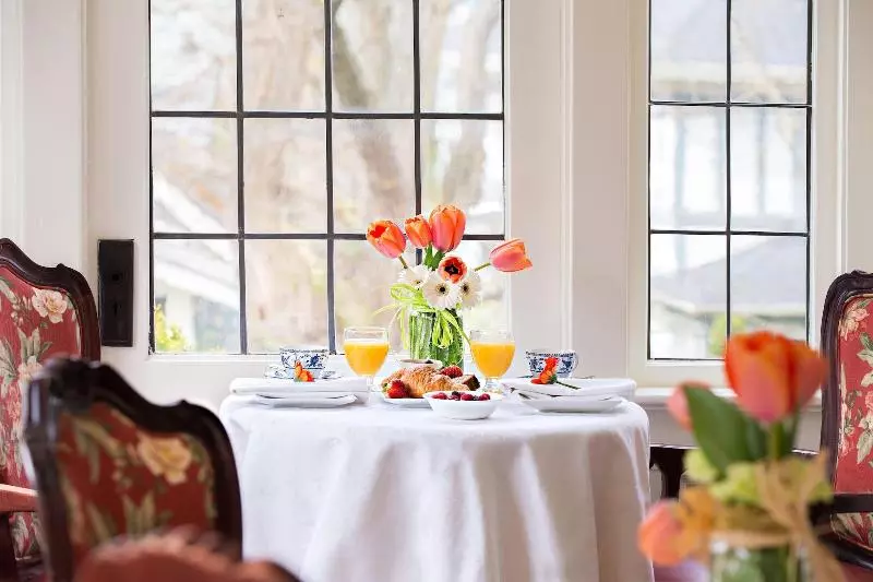 ホテル The Craigmyle Inn