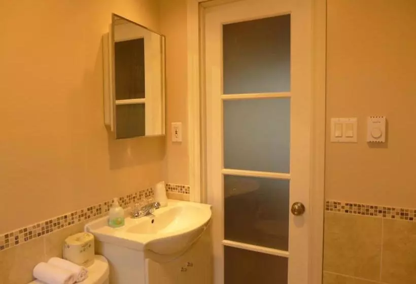 Motel De La Rivière