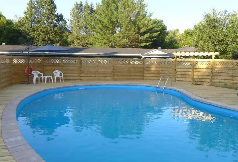 Motel De La Rivière