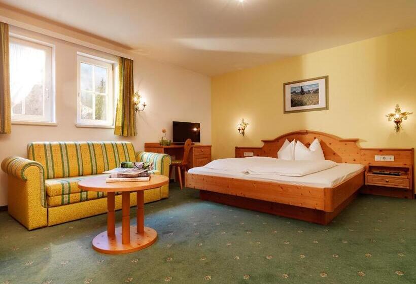 Posthotel Strengen Am Arlberg