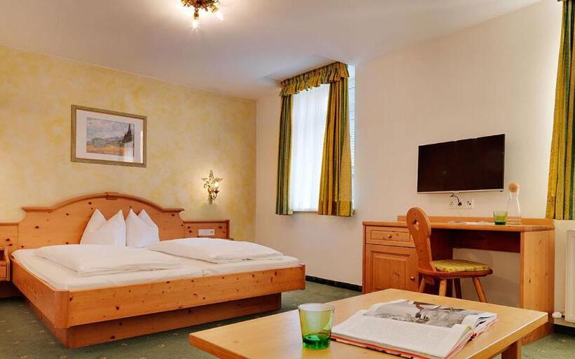 Posthotel Strengen Am Arlberg