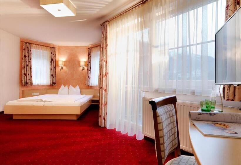 Posthotel Strengen Am Arlberg