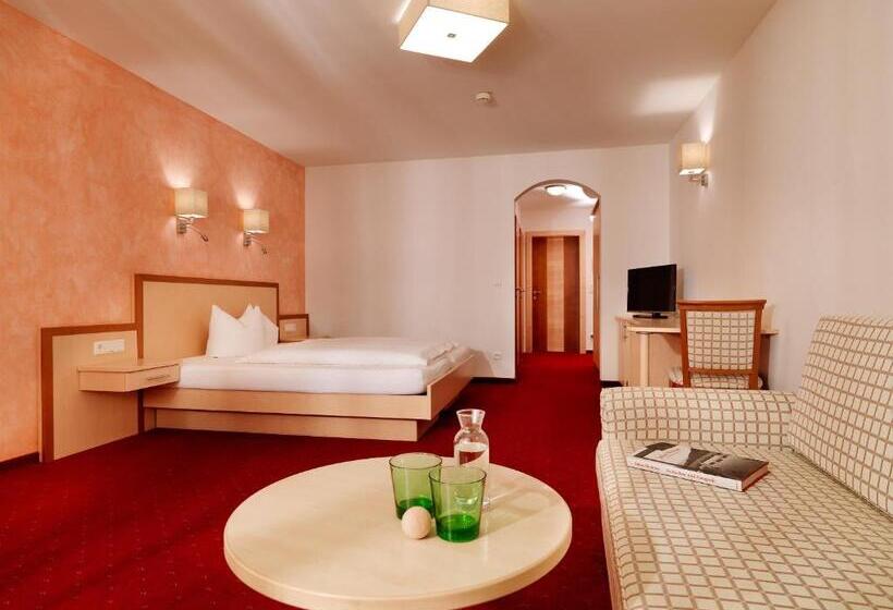 Posthotel Strengen Am Arlberg