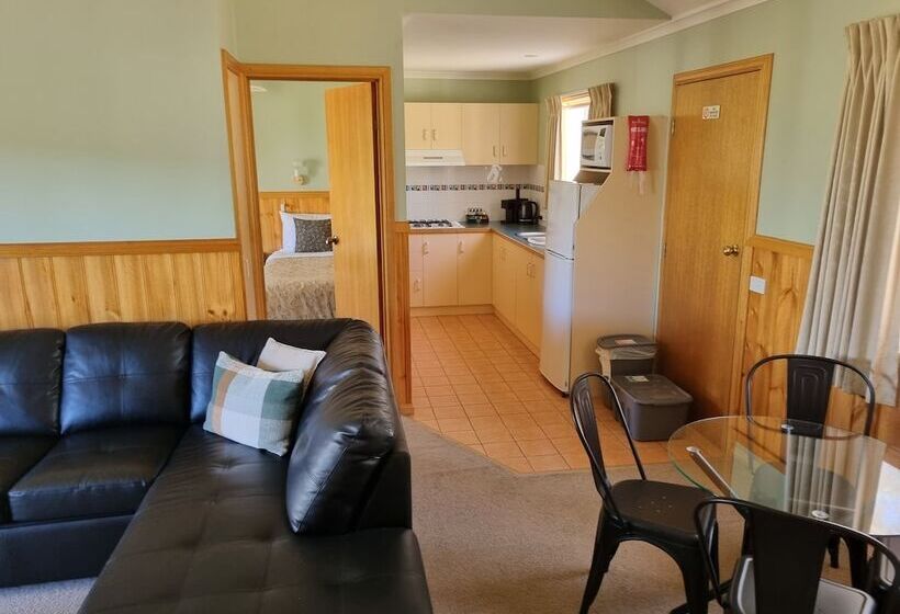 Golden Heritage Cottages