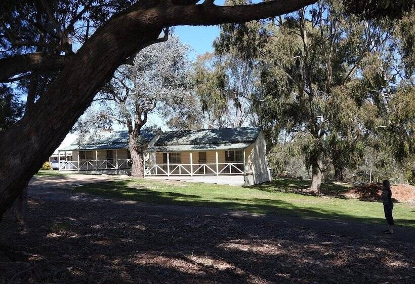 Golden Heritage Cottages