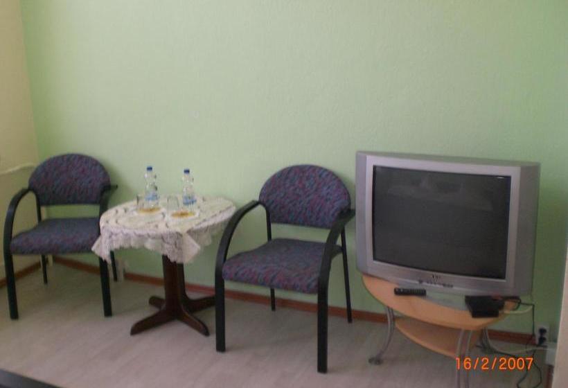 ホテル Am Flugplatz