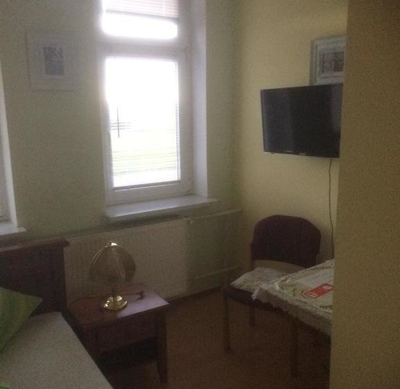 ホテル Am Flugplatz