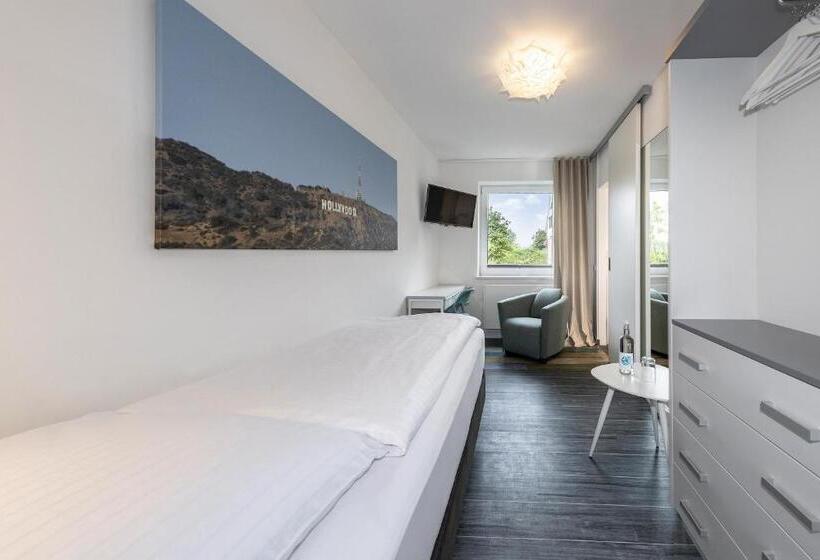 Beach Hotel California