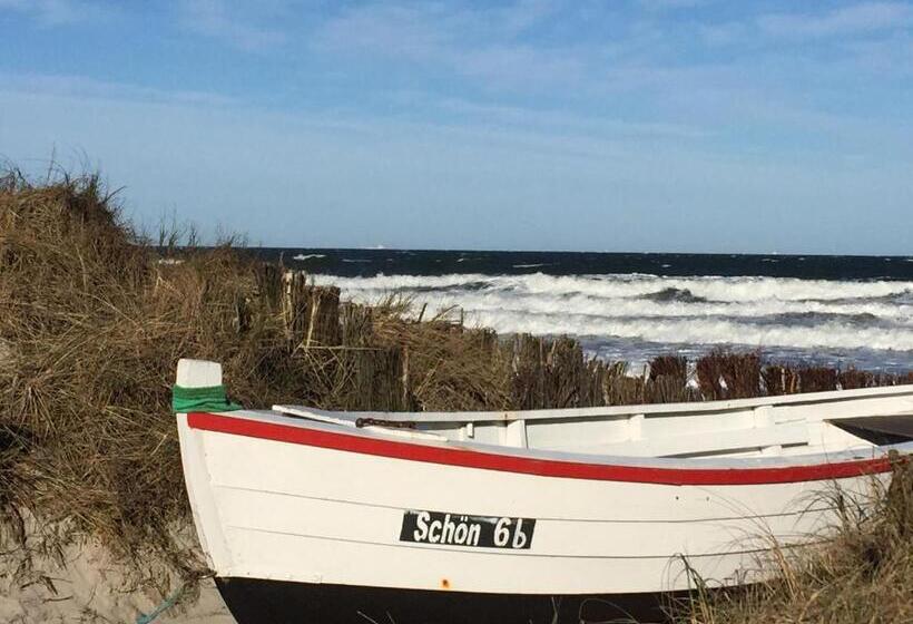 Beach Hotel California