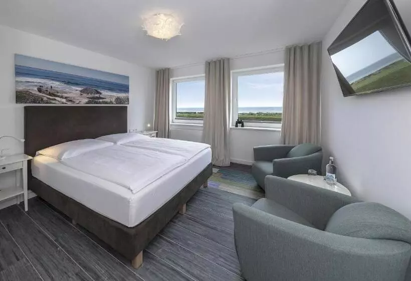 Beach Hotel California