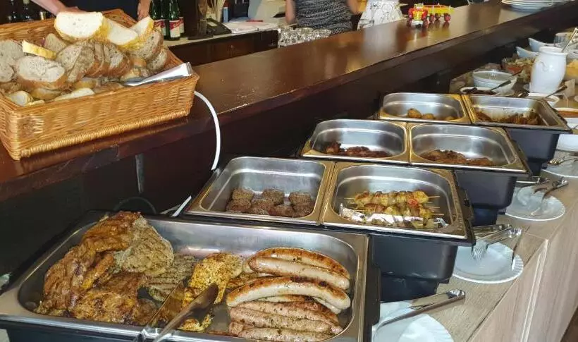 ホテル Bigger Hof Wirtshaus Platzhirsch Am Jahnplatz