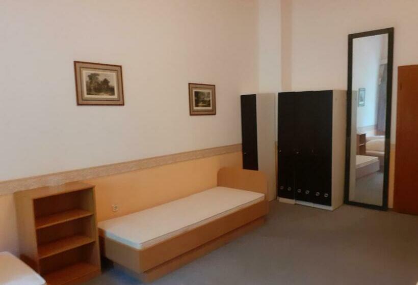 ホテル Brasilien Steak Haus  Und Restaurant