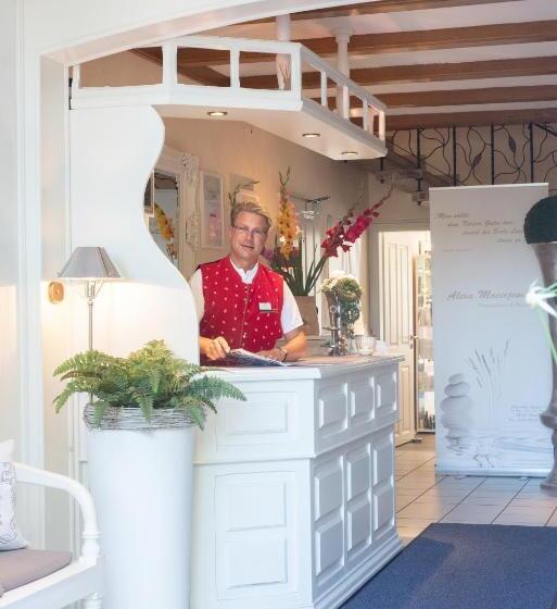 酒店 Garni Zum Grünen Baum