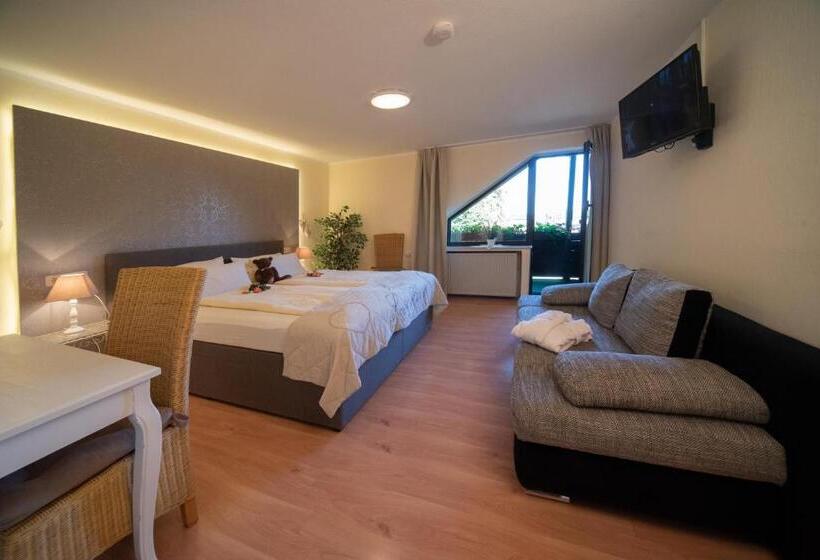 酒店 Garni Zum Grünen Baum