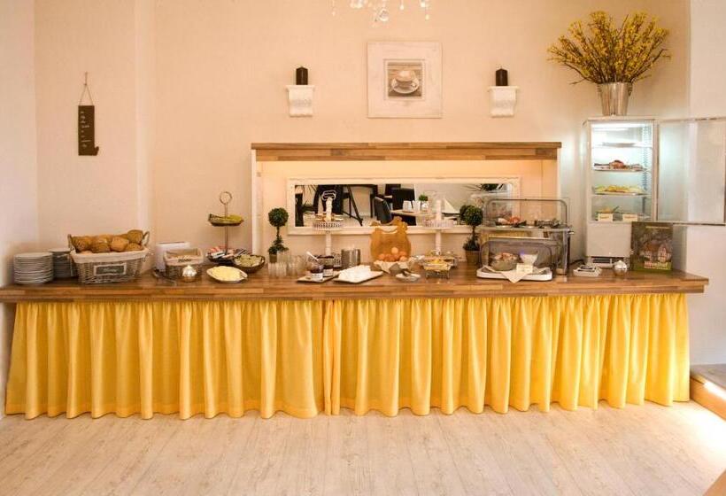 酒店 Garni Zum Grünen Baum