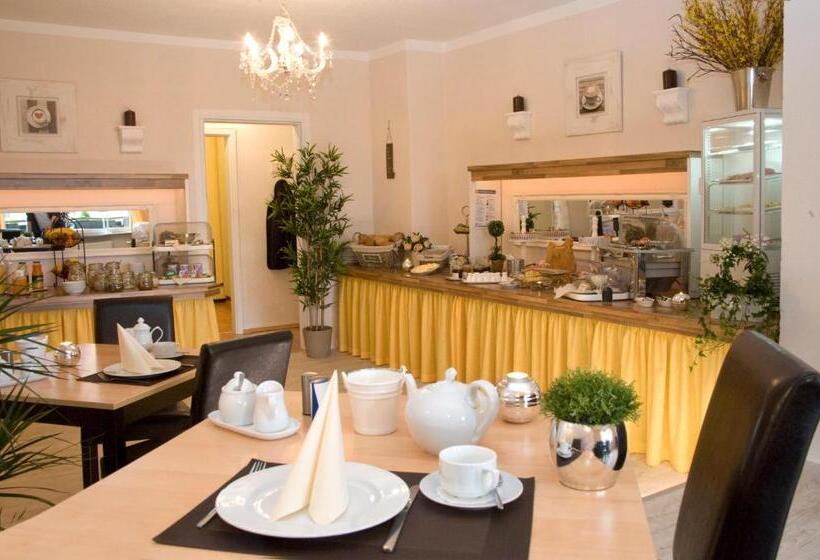 酒店 Garni Zum Grünen Baum