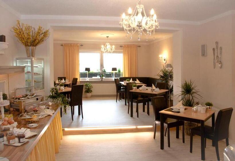 酒店 Garni Zum Grünen Baum