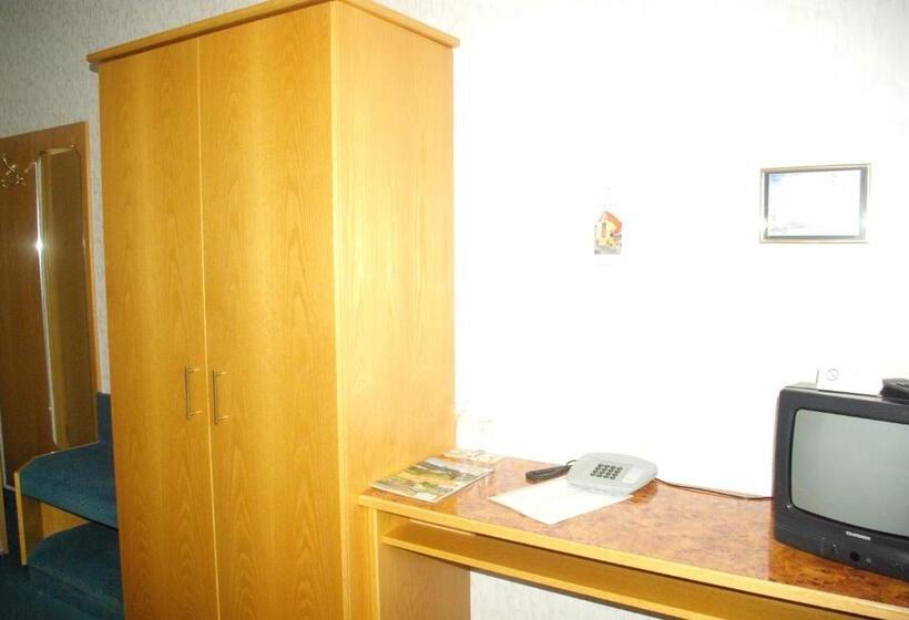 Отель Güldene Gabel