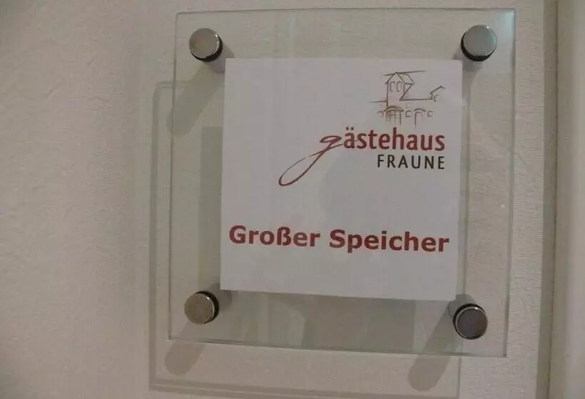 ホテル Gästehaus Fraune