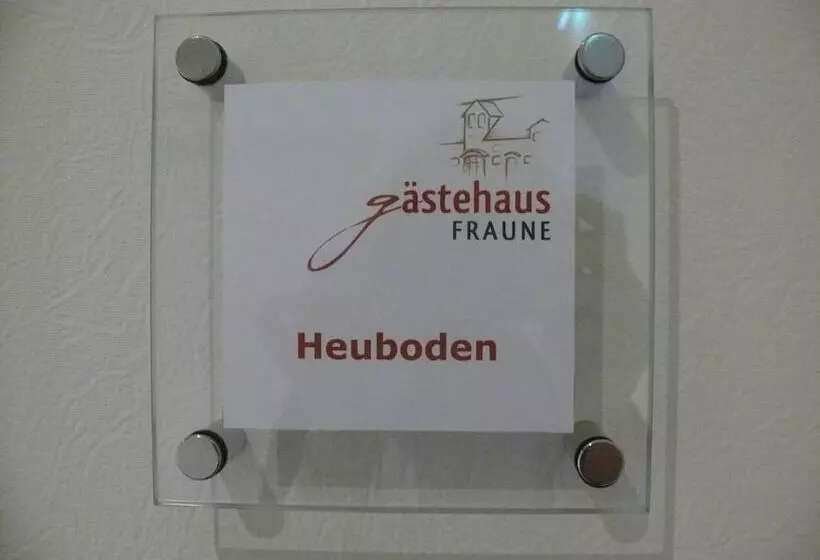ホテル Gästehaus Fraune