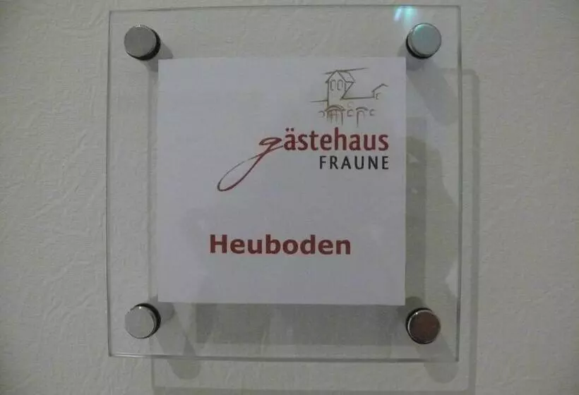 ホテル Gästehaus Fraune